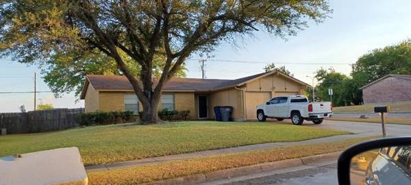 1212 Oakbrook Street, Lancaster, TX 75134