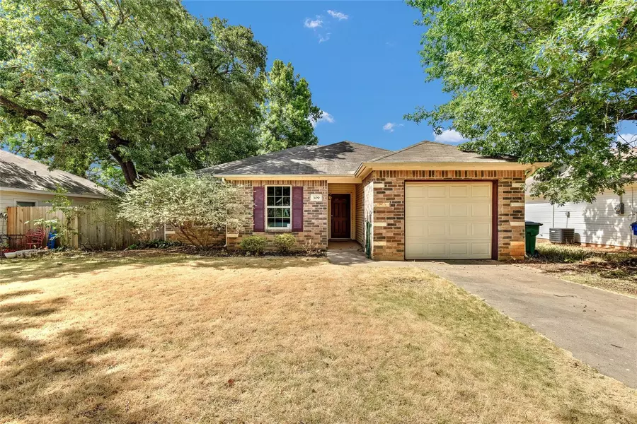 309 W Pecan Street, Aubrey, TX 76227