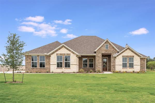 1012 Monaco Court, Springtown, TX 76082