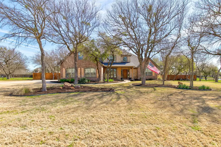 201 Deer Creek Drive, Aledo, TX 76008