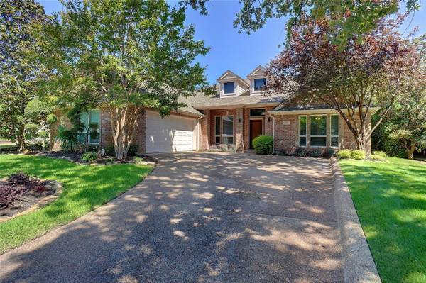 718 Ashleigh Lane, Southlake, TX 76092