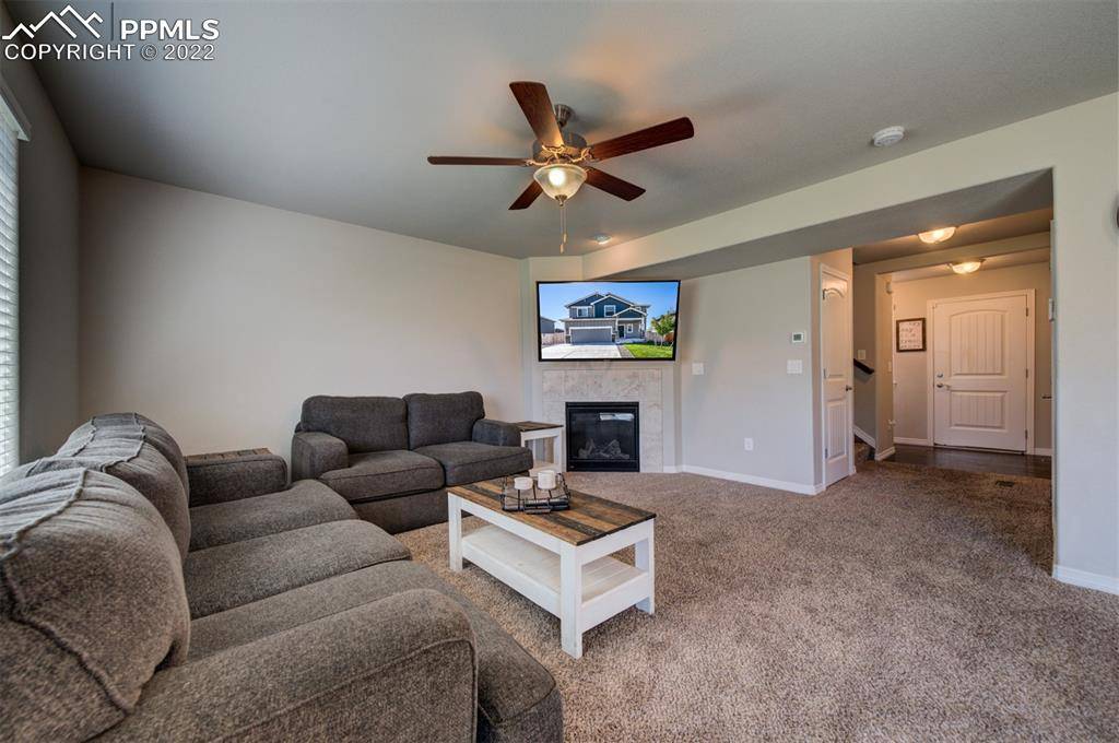 Colorado Springs, CO 80925,6183 Nash DR