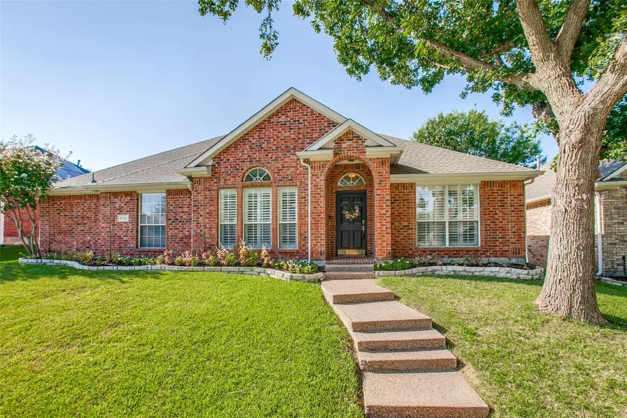 3718 White River Drive, Dallas, TX 75287