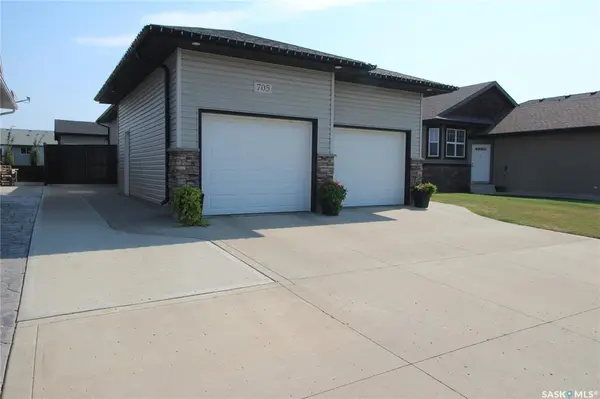 705 Quessy DRIVE, Martensville, SK S0K 0A2