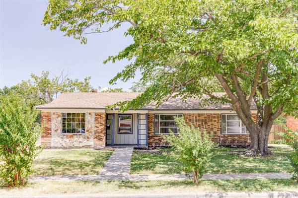 1702 S 3rd Street, Garland, TX 75040