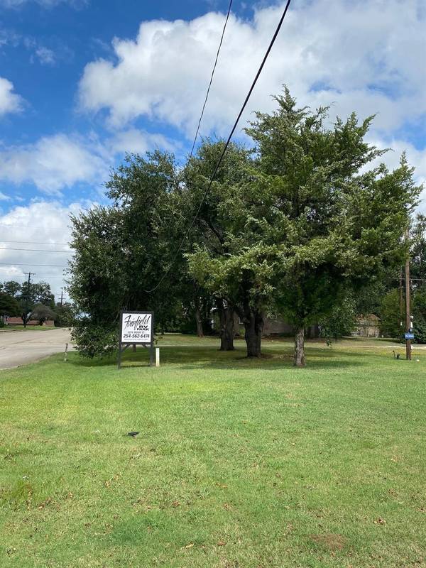 117 N Keechi Street, Fairfield, TX 75840