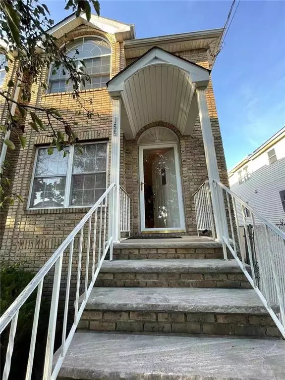 155 Bath AVE, Staten  Island, NY 10305