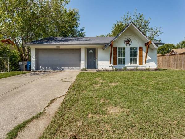 2505 Arcady Lane,  Lancaster,  TX 75134