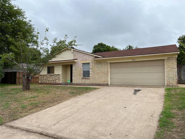 201 Tessman Trail,  Hutchins,  TX 75141