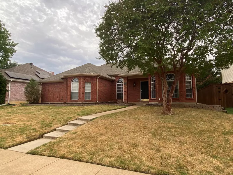 1416 Primrose Lane, Lewisville, TX 75077