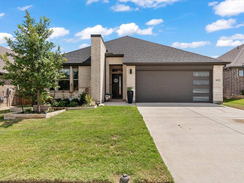 5652 Caliza Trail, Fort Worth, TX 76126