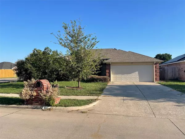 Saginaw, TX 76179,401 Willowstone Trail