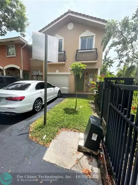 65 SE 3rd Ave  #65, Hallandale Beach, FL 33009