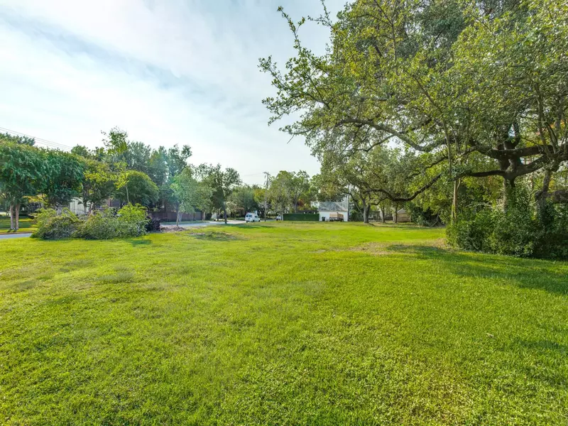 4301 Armstrong Parkway, Highland Park, TX 75205