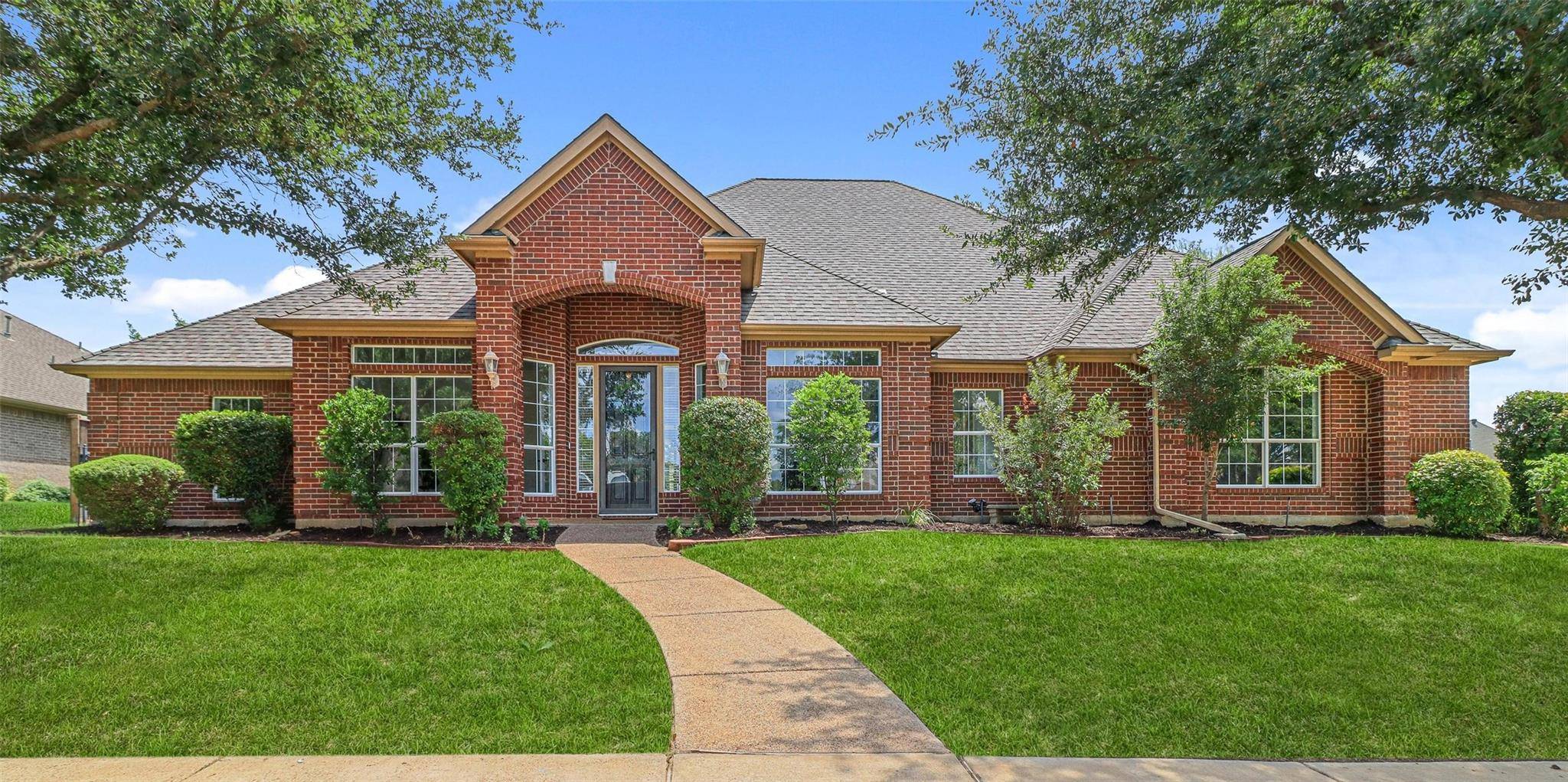 2537 Russwood Drive, Flower Mound, TX 75028