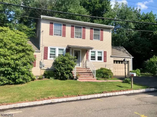 38 Clark Street, Mine Hill Twp., NJ 07803