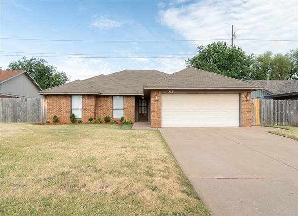 317 N Rockypoint Drive, Edmond, OK 73003