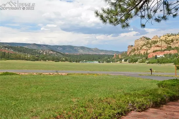 Larkspur, CO 80118,7951 Red Rock CIR