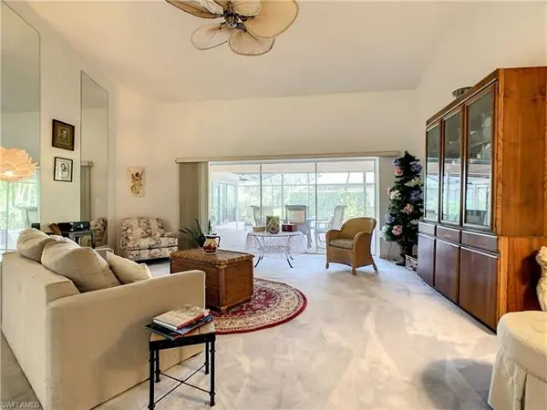 7140 Appleby DR, Naples, FL 34104