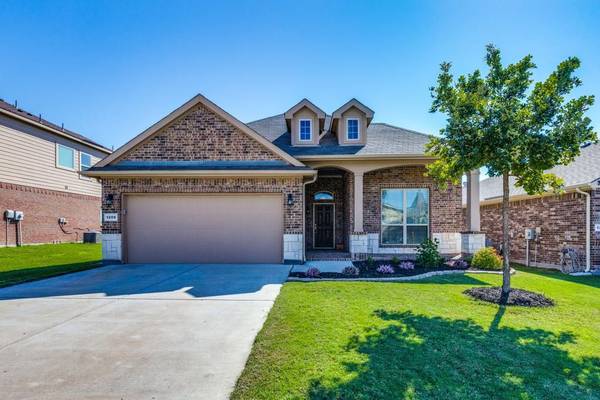 1208 Glen Court, Weatherford, TX 76087