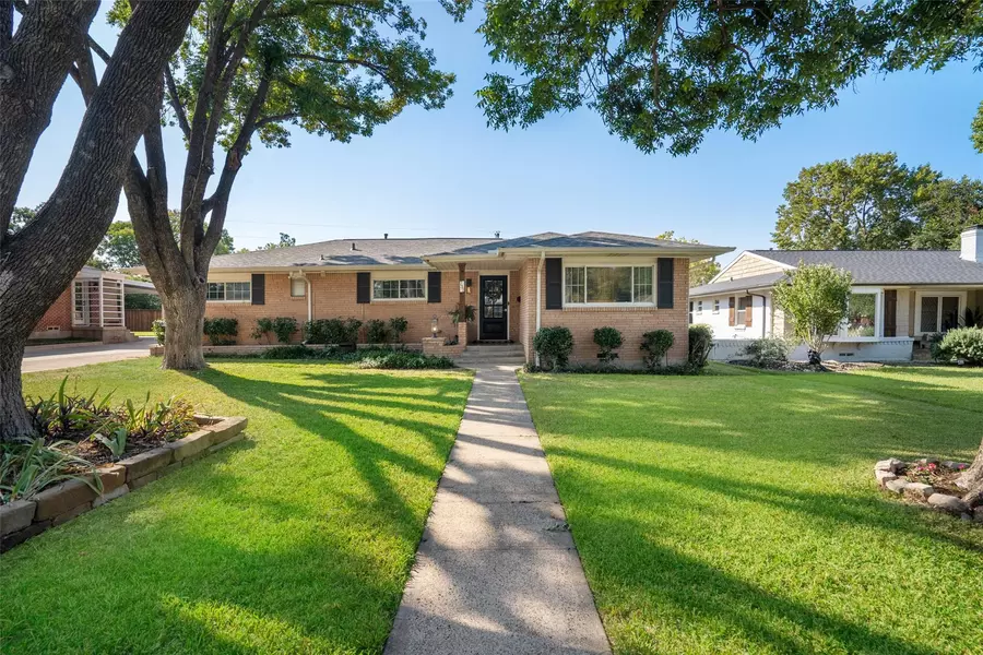 731 Scottsdale Drive, Richardson, TX 75080