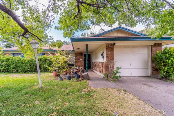 702 Twilight Drive, Garland, TX 75040