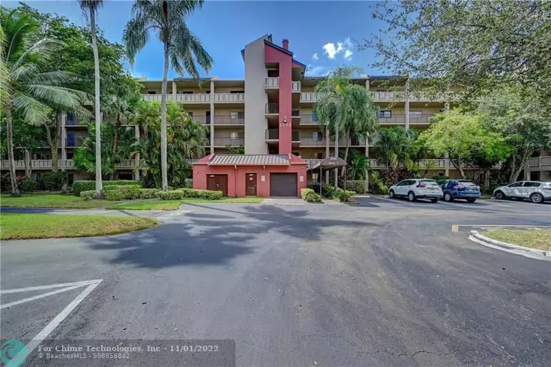 2208 S Cypress Bend Dr  #505, Pompano Beach, FL 33069