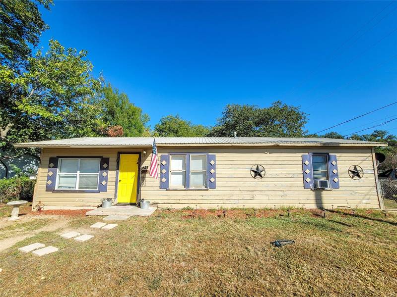 321 Hunt Street, Clyde, TX 79510