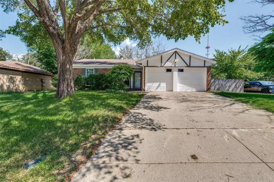 4307 Snow Mass Drive, Arlington, TX 76016