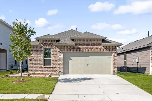 1443 Rolling Fox Drive, Forney, TX 75126