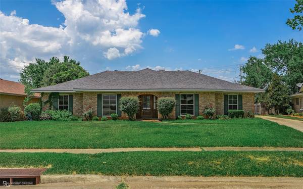 430 Town South Drive, Shreveport, LA 71115