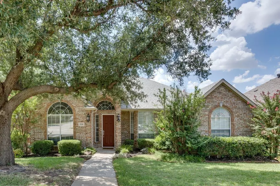 9726 Cliffside Drive, Irving, TX 75063