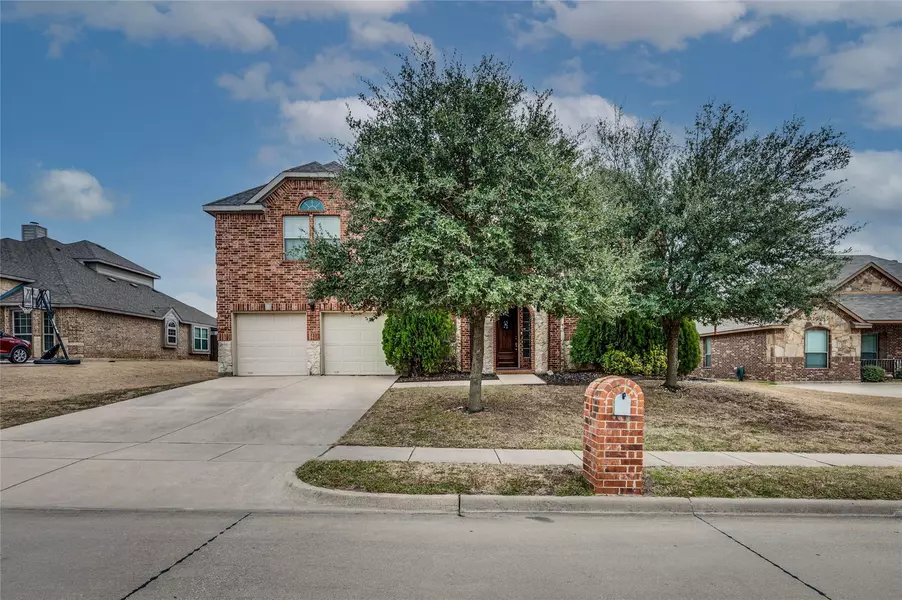 5210 W Fall Drive, Midlothian, TX 76065