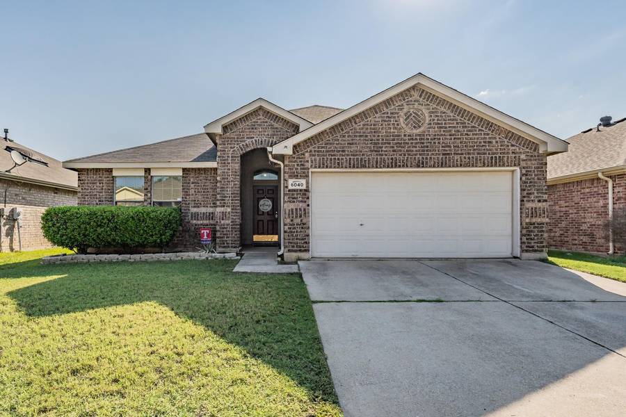 6040 Blazing Star Drive, Fort Worth, TX 76179