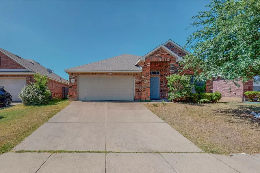 1208 Brownford Drive, Fort Worth, TX 76028