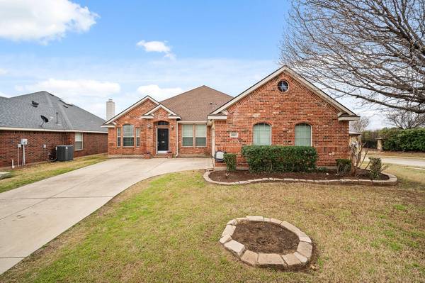 1800 Copper Leaf Drive, Corinth, TX 76210