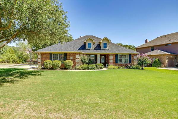 2620 Plains View Drive, Burleson, TX 76028