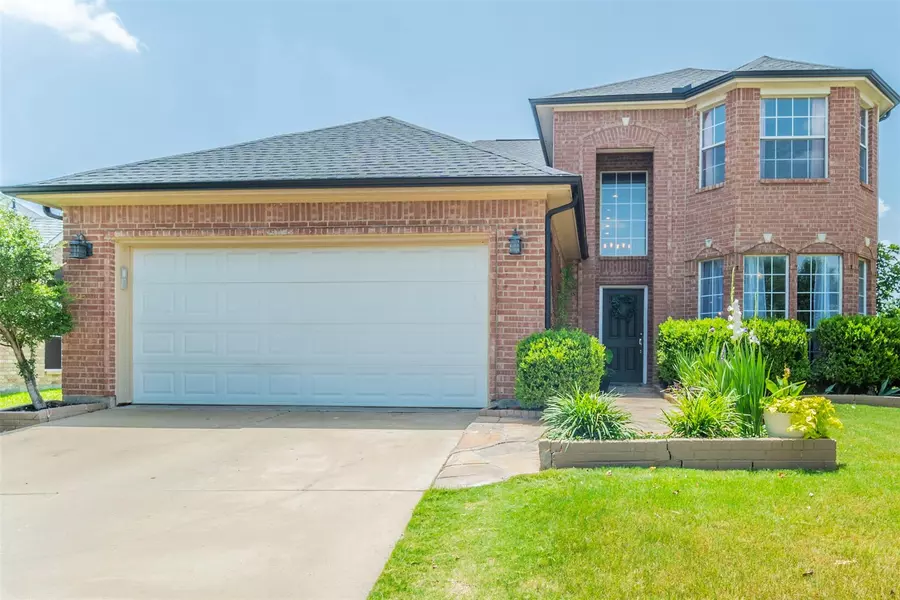 4636 Parkmount Drive, Fort Worth, TX 76137