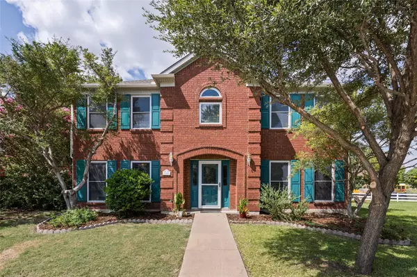 2102 Summit Drive, Mckinney, TX 75071