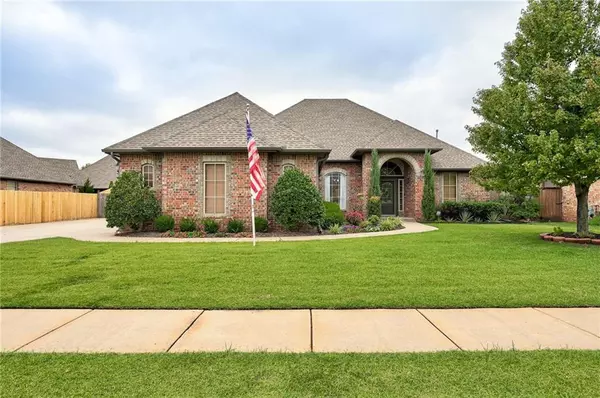 1308 Cambridge Drive, Yukon, OK 73099