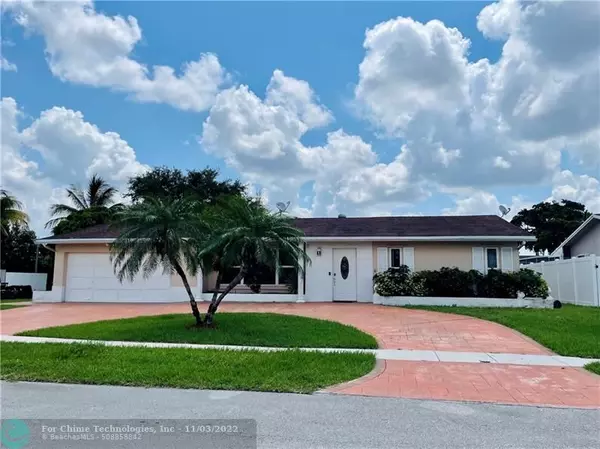 621 NW 97th Ter, Pembroke Pines, FL 33024