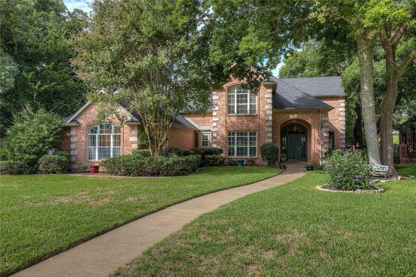 212 Country Club Drive, Heath, TX 75032