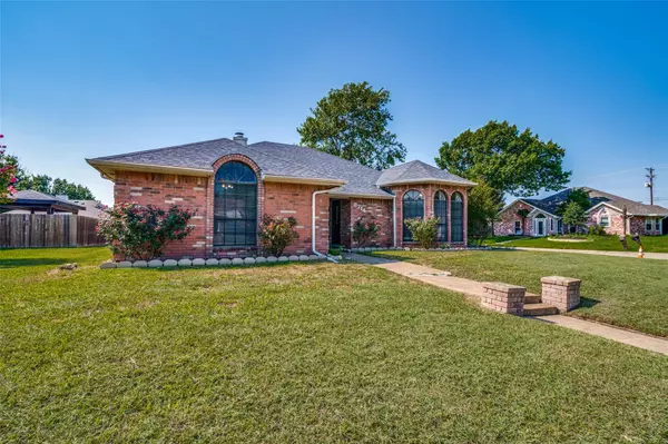 Rowlett, TX 75088,8714 Doliver Drive