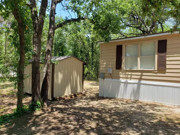 Springtown, TX 76082,442 Sandy Oaks Road