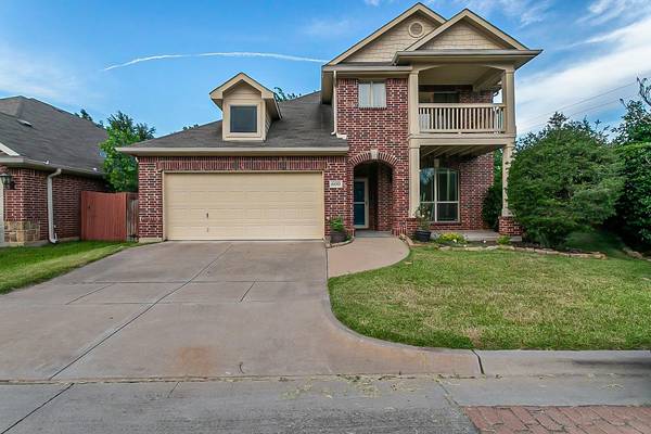 600 Crestridge Circle,  Euless,  TX 76040