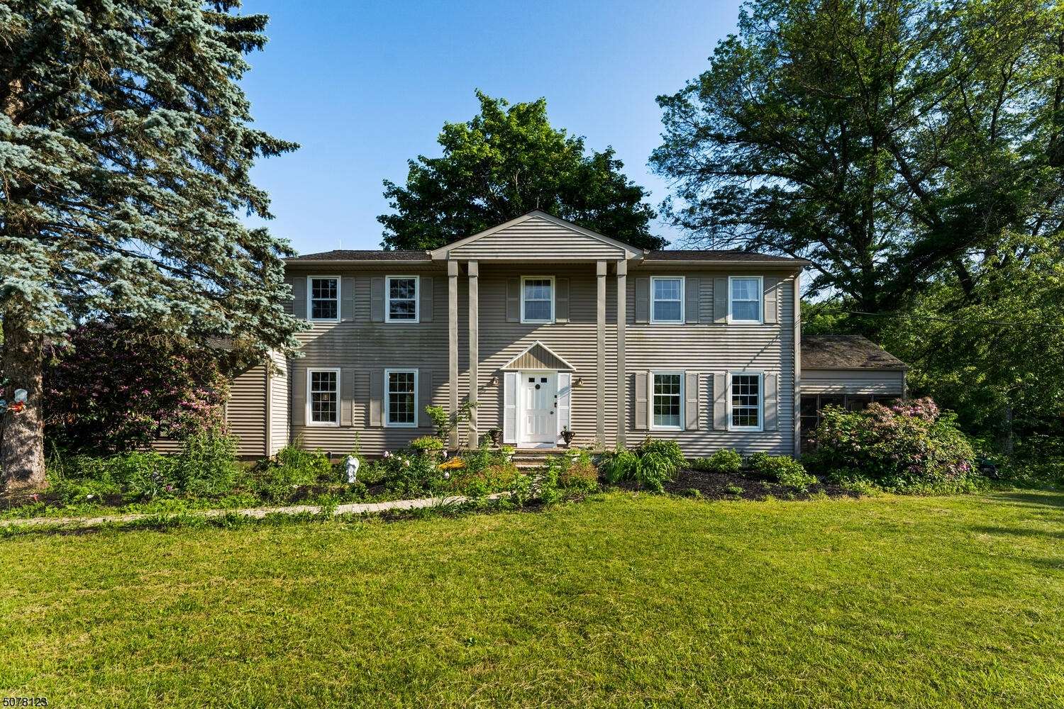 19 Allens Corner Rd, Raritan Twp., NJ 08822