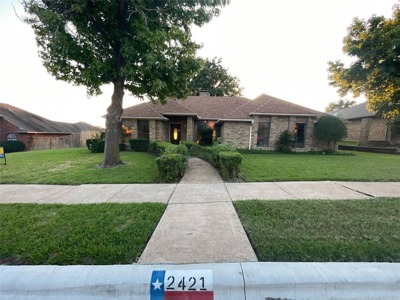 2421 Country Valley Road, Garland, TX 75041