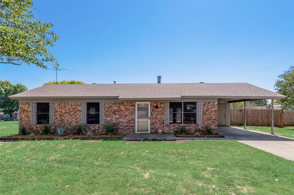 306 Old Spanish Trail, Valley View, TX 76272