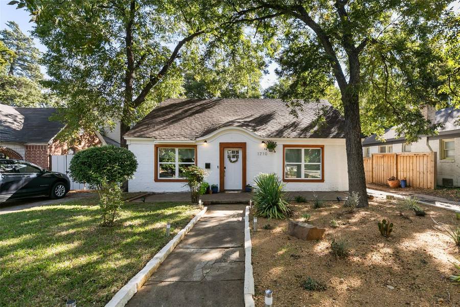 1710 Seevers Avenue, Dallas, TX 75216