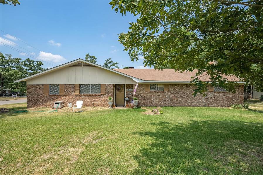 1401 Center Street, Grand Saline, TX 75140